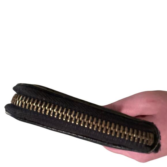 Gucci GG Continental Black Wallet, Host Pick for Luxury Posh Party!! - Picture 6 of 14